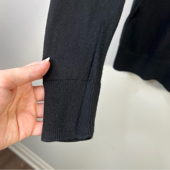 J Crew Factory Womens Size XXS Cotton V Neck Sweater Black Minimalist Knit - Picture 4 of 10